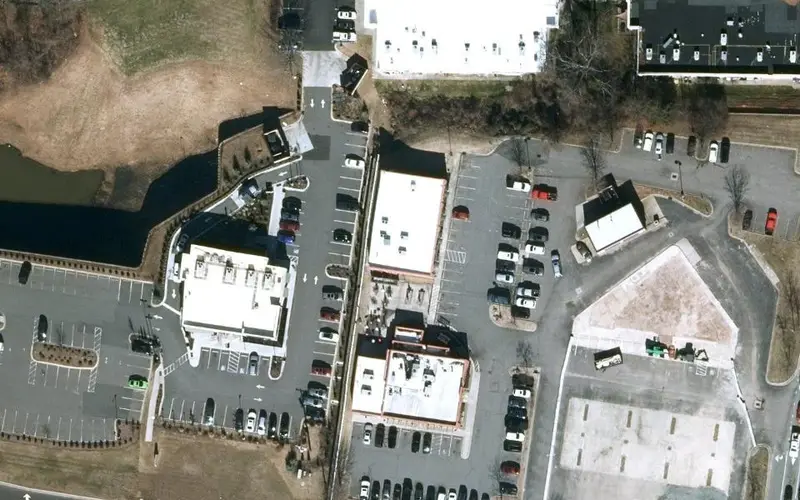 Satellite view of Dry Clean Spot, 562 River Hwy